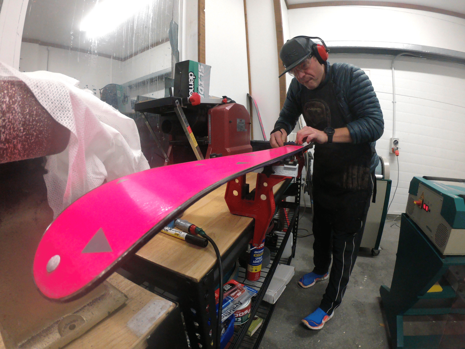 Ski and Snowboard Tuning Auckland Ski Waxing