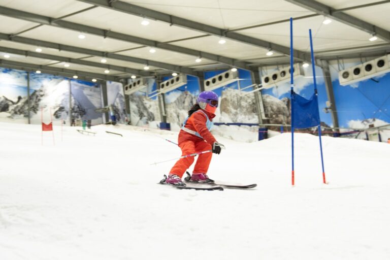 Kids ski race